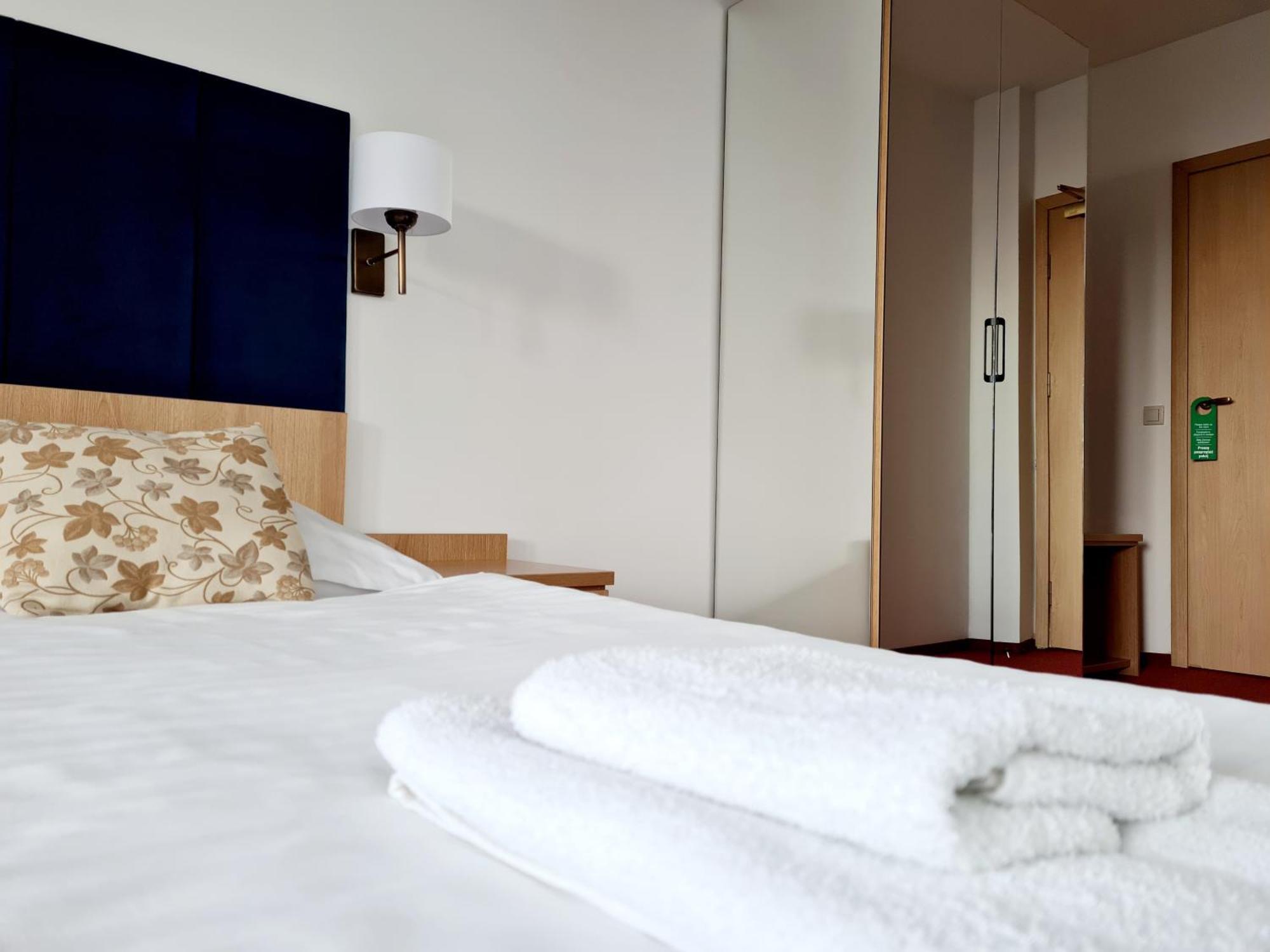 Ski Hotel Piwniczna-Zdroj Экстерьер фото